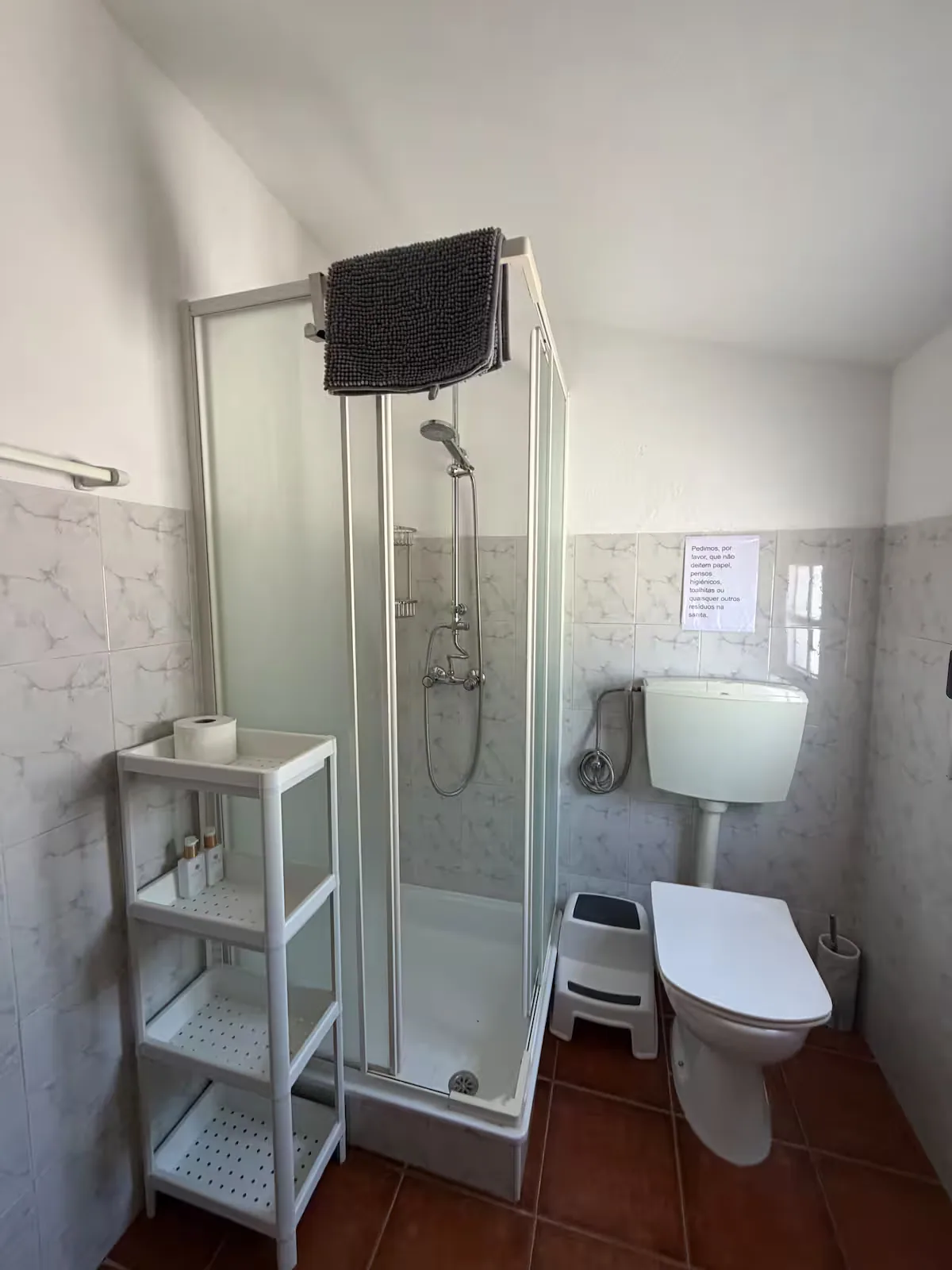 Bathroom with a shower cubicle
